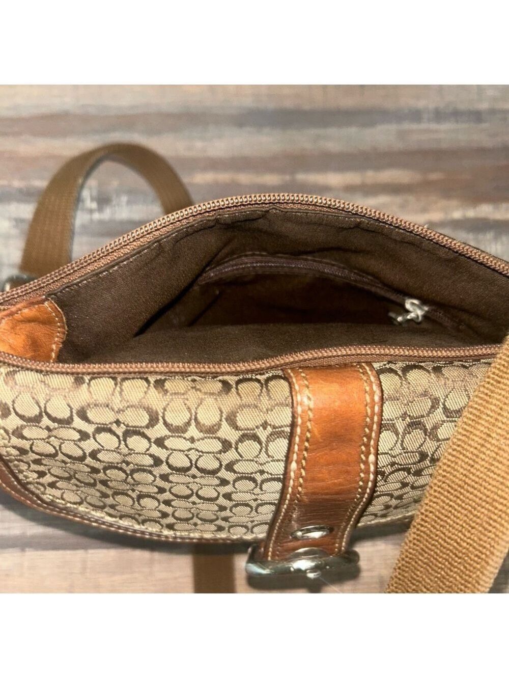 Y2K Coach Mini Signature Jacquard Convertible Bag – Brown/Tan – Preowned - Picture 5 of 6